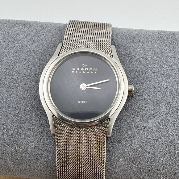 Skagen of Denmark Vintage Stainless Steel Watch Black Dial 6.2 MM Super Slim main image 4